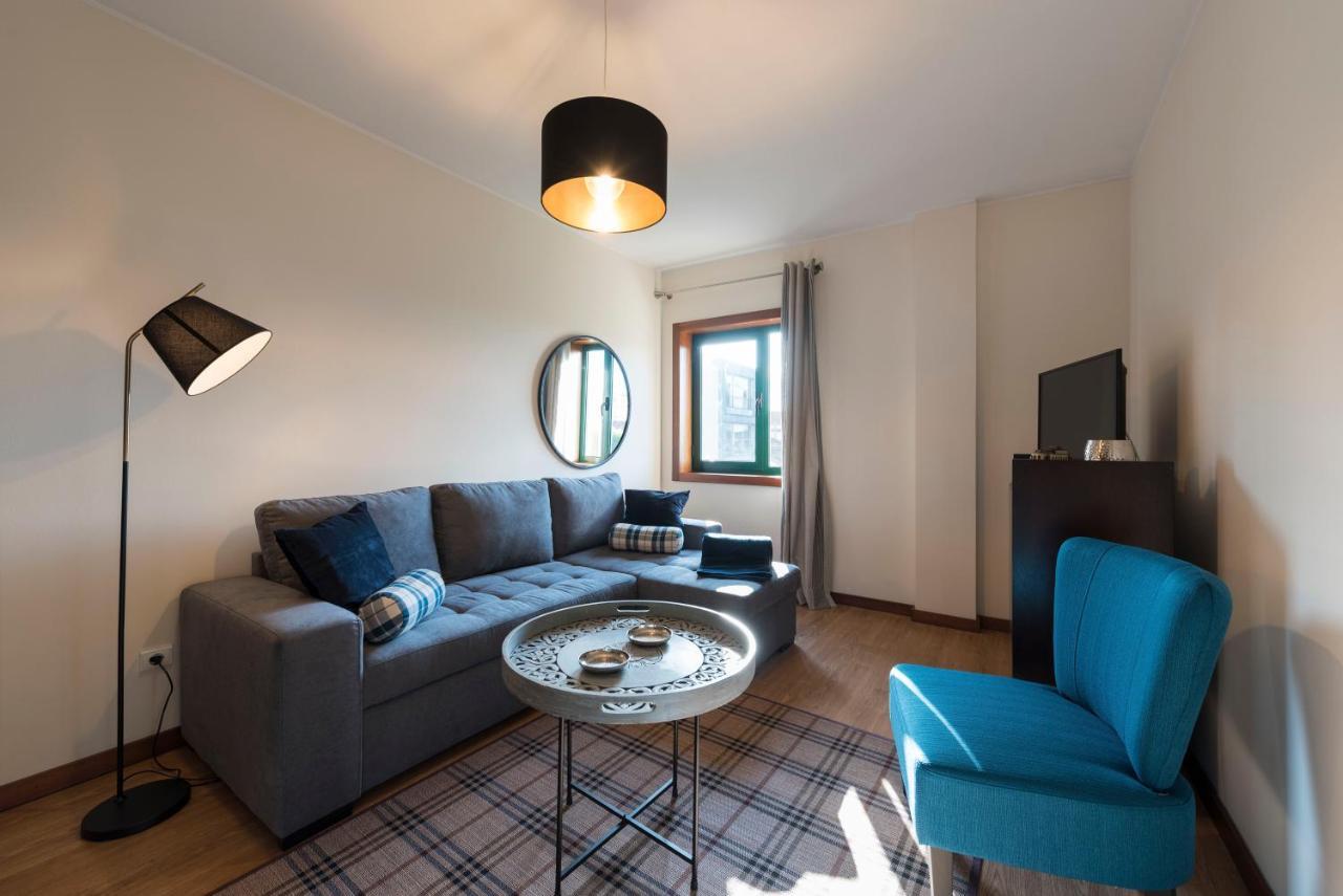 Lovelystay - Homey Feeling Flat W/ Free Parking Porto Eksteriør billede