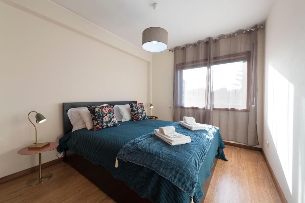 Lovelystay - Homey Feeling Flat W/ Free Parking Porto Eksteriør billede