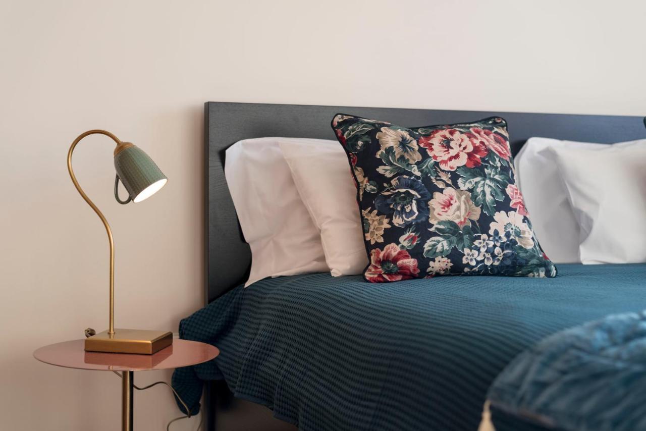 Lovelystay - Homey Feeling Flat W/ Free Parking Porto Eksteriør billede
