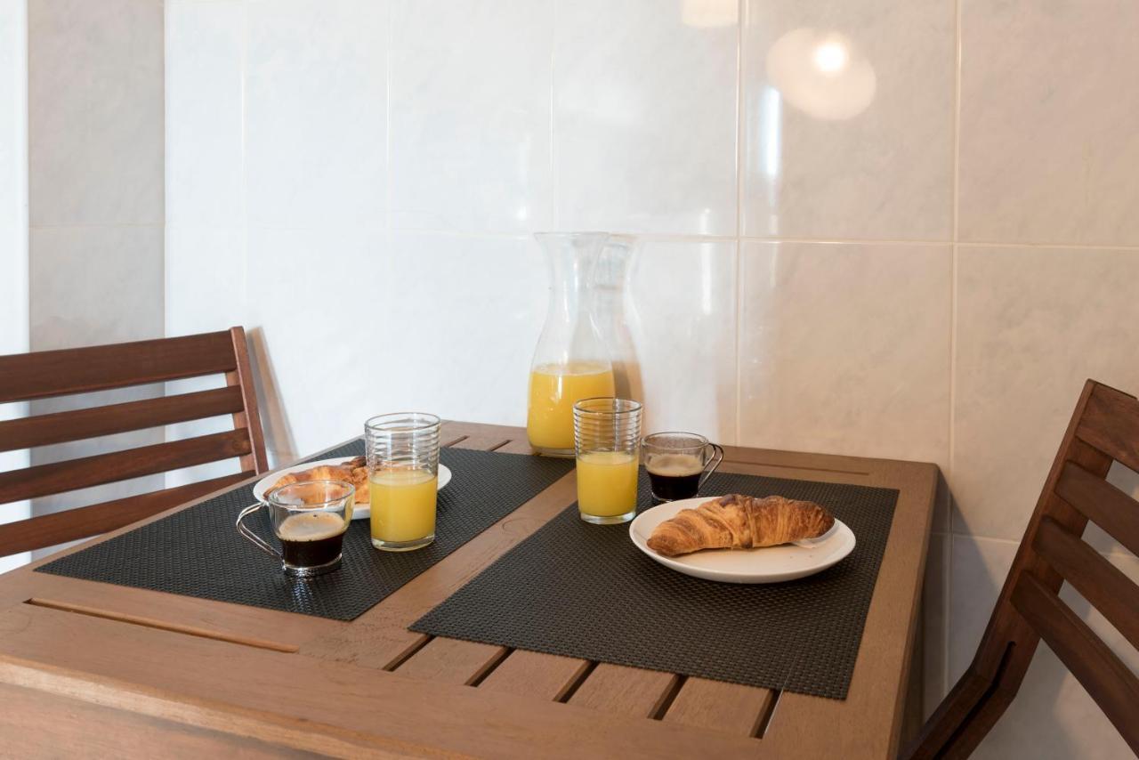 Lovelystay - Homey Feeling Flat W/ Free Parking Porto Eksteriør billede
