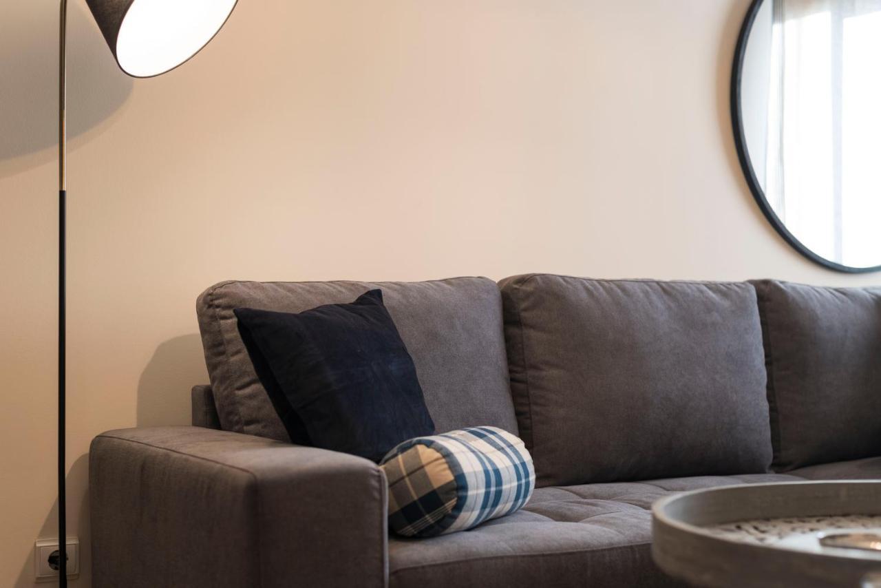 Lovelystay - Homey Feeling Flat W/ Free Parking Porto Eksteriør billede