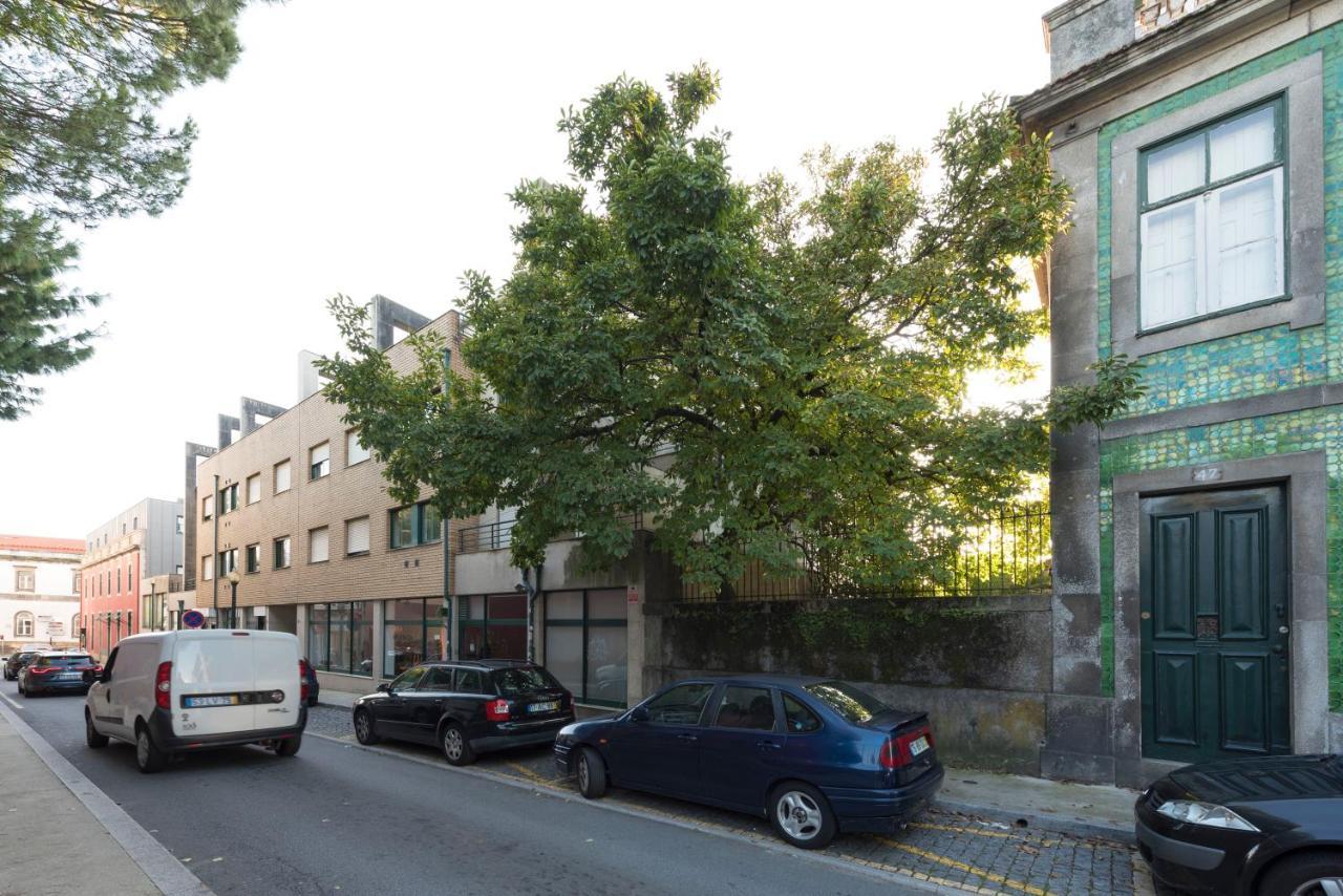 Lovelystay - Homey Feeling Flat W/ Free Parking Porto Eksteriør billede