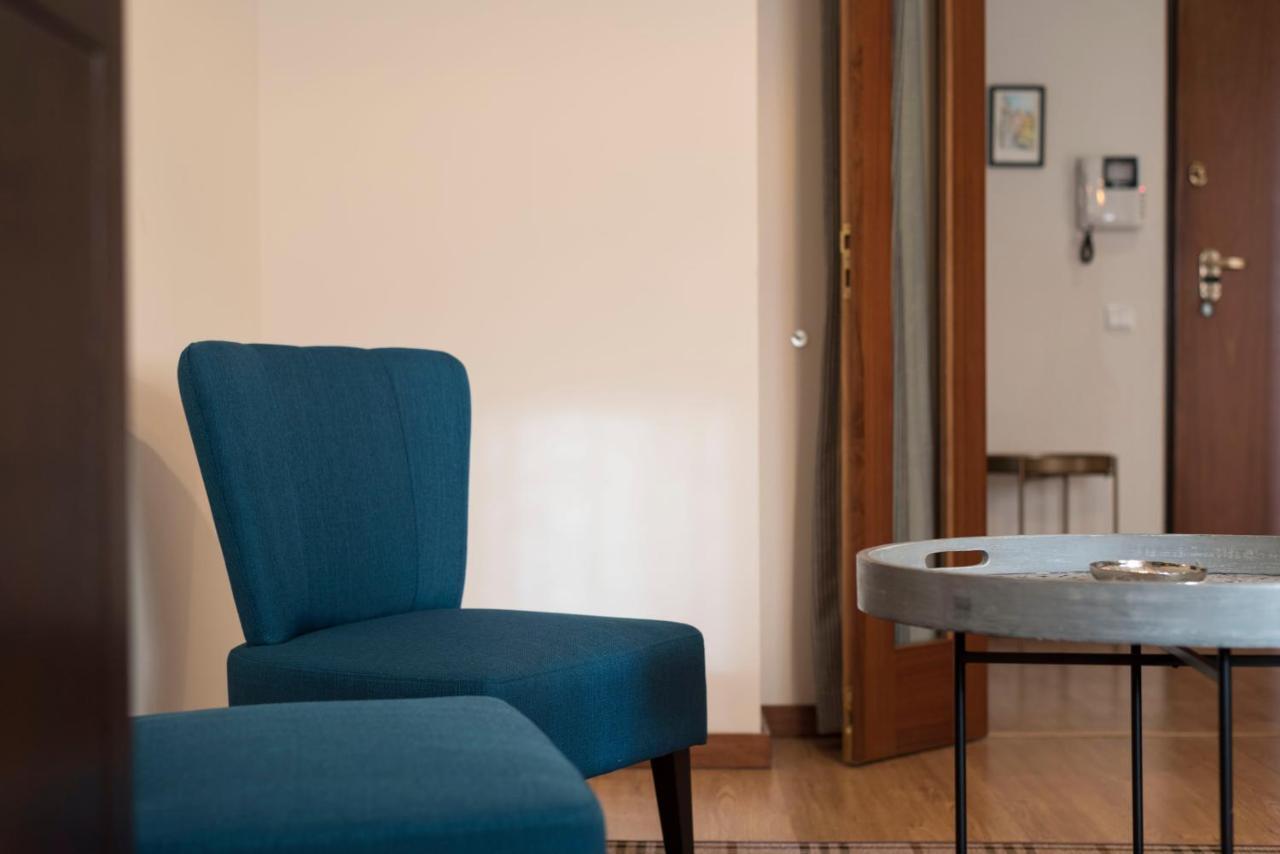 Lovelystay - Homey Feeling Flat W/ Free Parking Porto Eksteriør billede